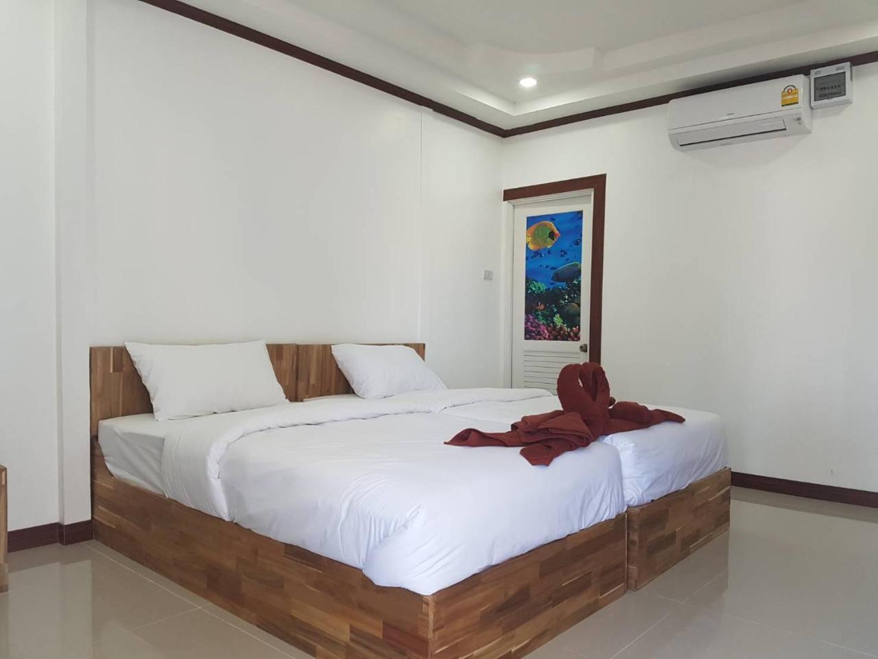 Phi Phi Pagarang House Hotel Ngoại thất bức ảnh