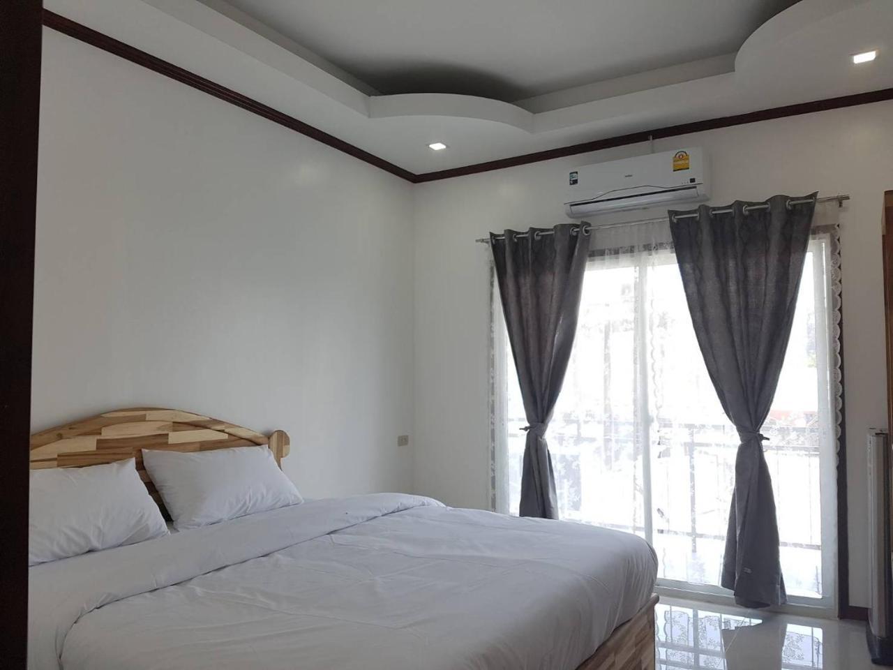 Phi Phi Pagarang House Hotel Ngoại thất bức ảnh